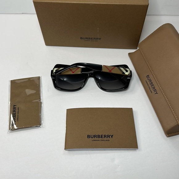 💯 - New Authentic Burberry Women's BE4160 BE/4160 Fashion Sunglasses - Picture 16 of 16